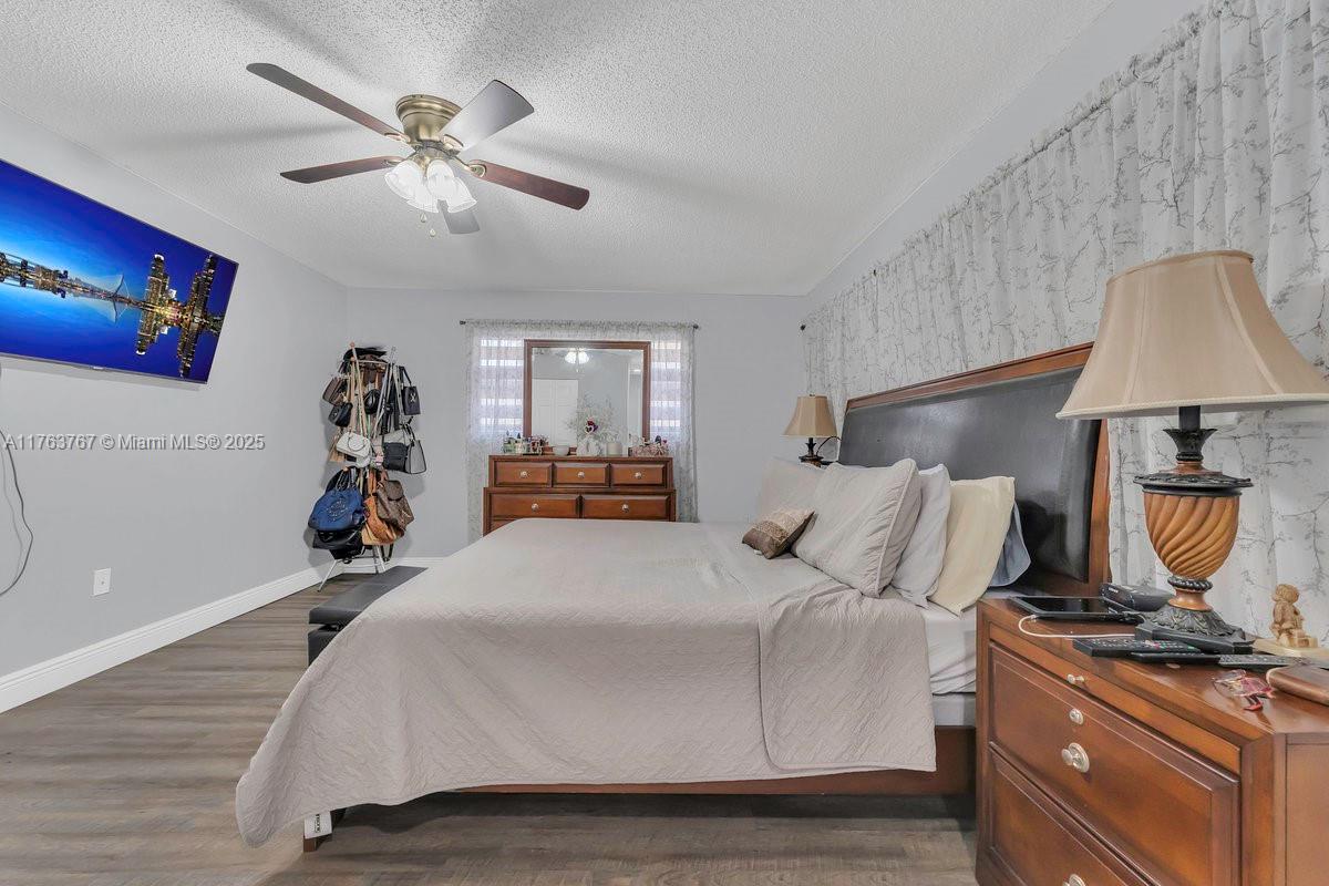 SUPERIOR HOMES SEC 1 - Residential