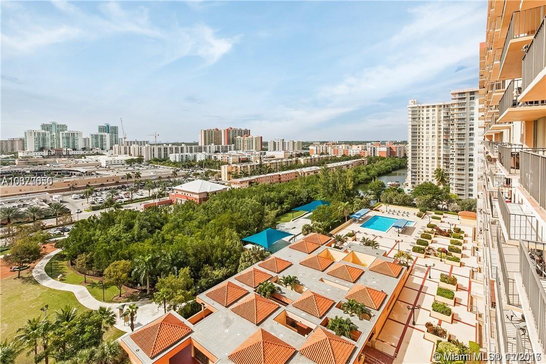 WINSTON TOWERS 600 CONDO - Residential