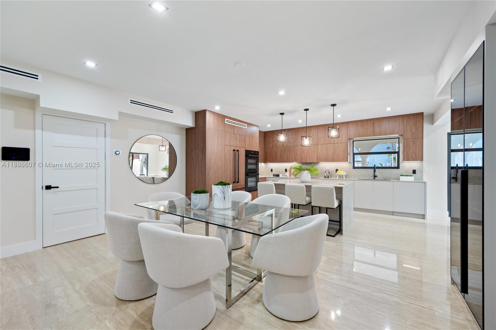 MIAMI SHORES SEC 3 - Residential