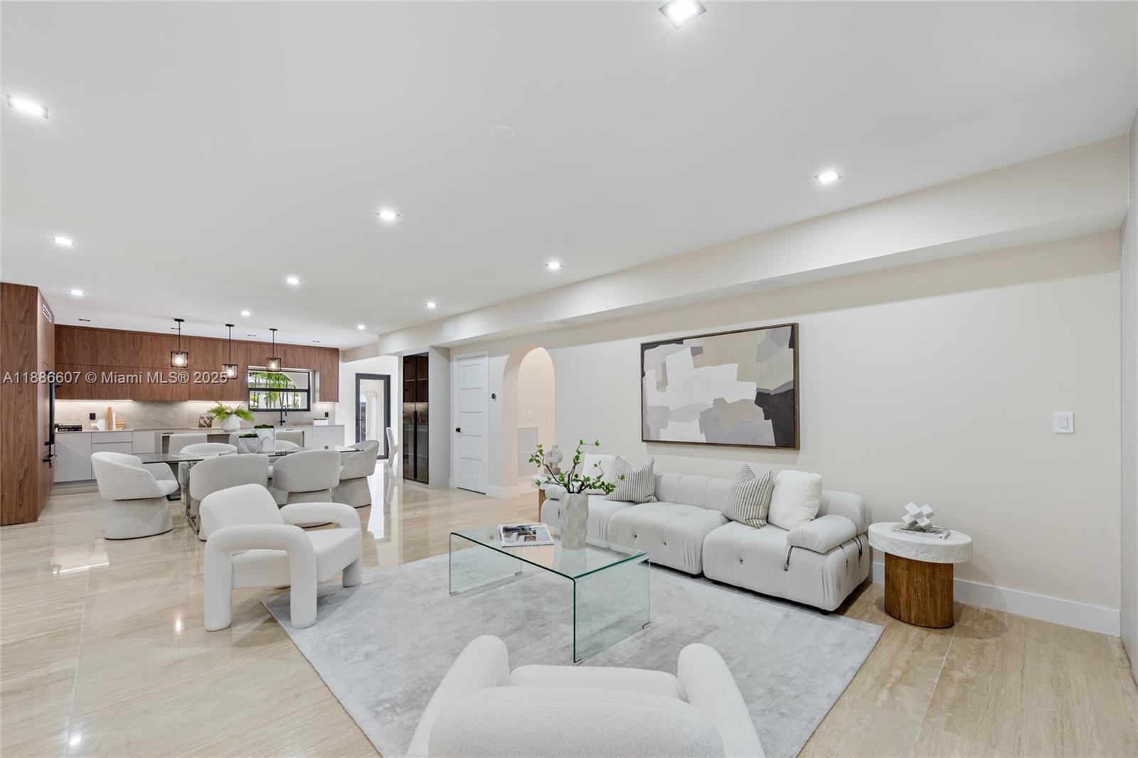 MIAMI SHORES SEC 3 - Residential