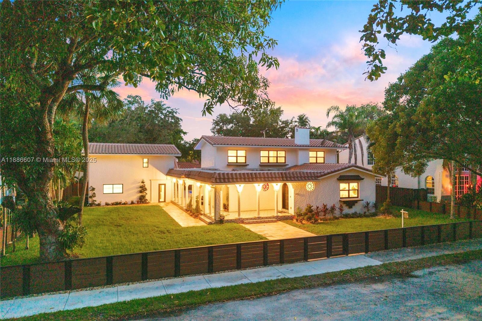 MIAMI SHORES SEC 3 - Residential