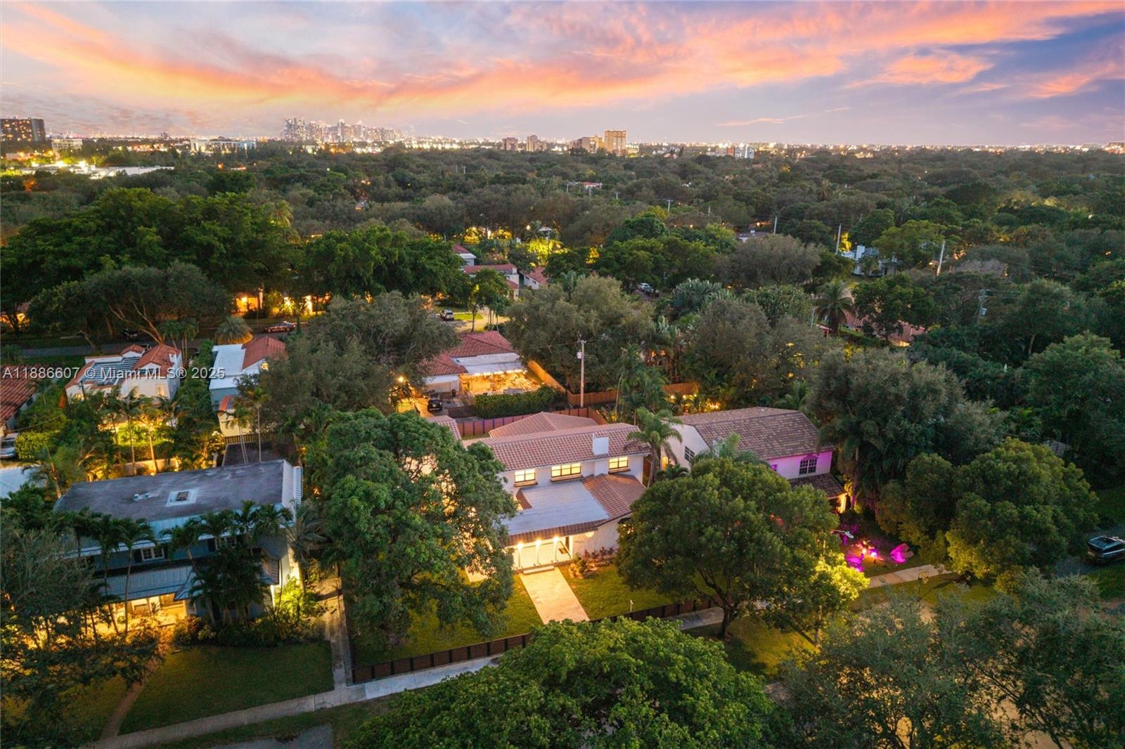 MIAMI SHORES SEC 3 - Residential