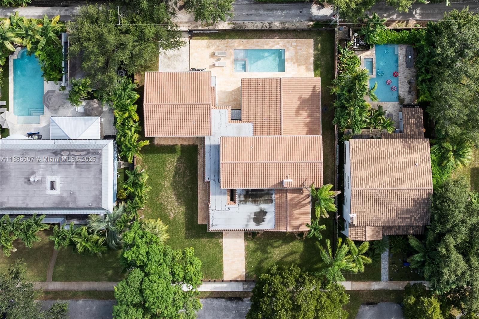 MIAMI SHORES SEC 3 - Residential