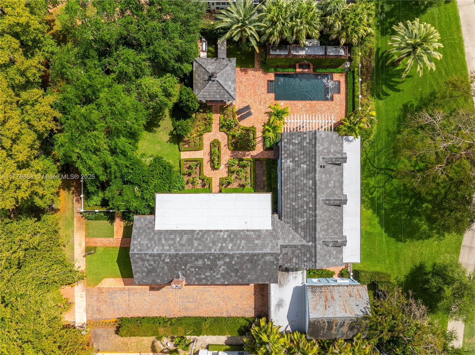 C GAB COUNTRY CLUB SEC 5 - Residential