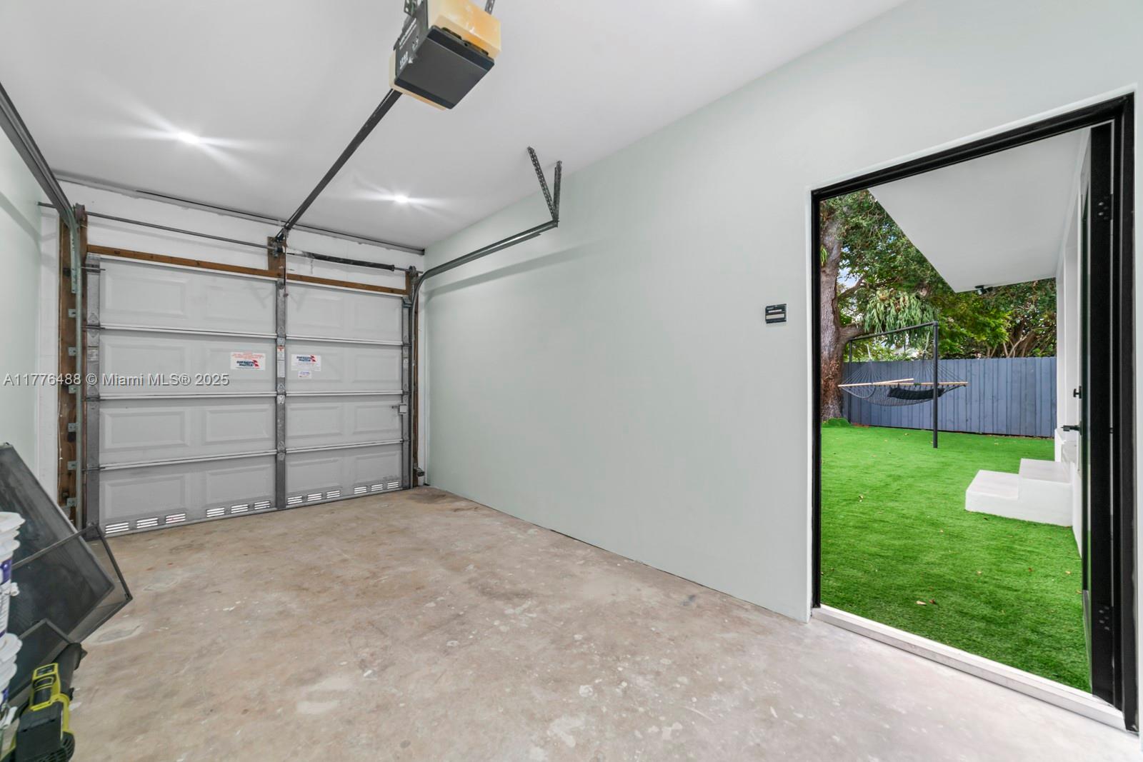 REV PL OF COUNTRY CLUB ES - Residential