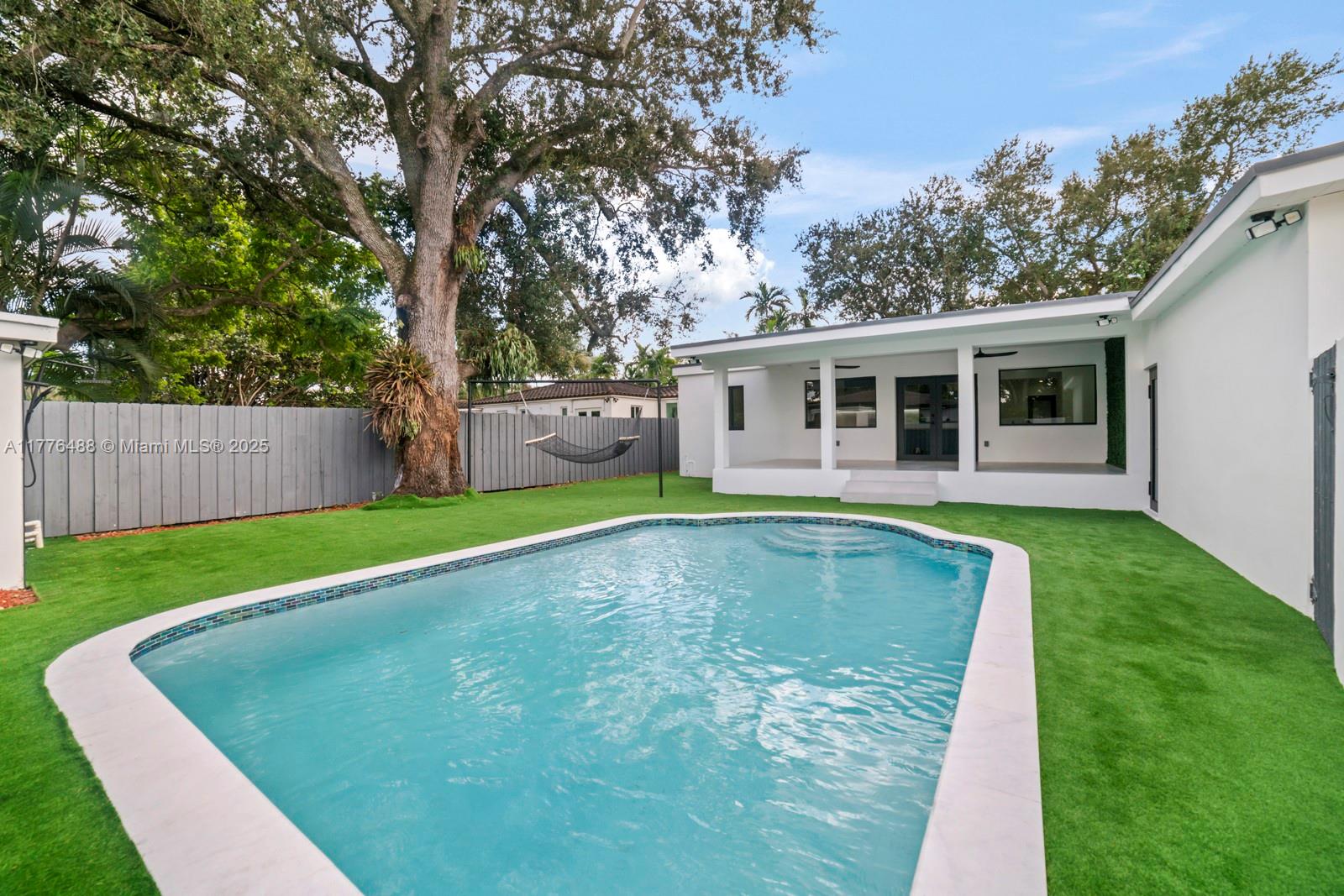 REV PL OF COUNTRY CLUB ES - Residential