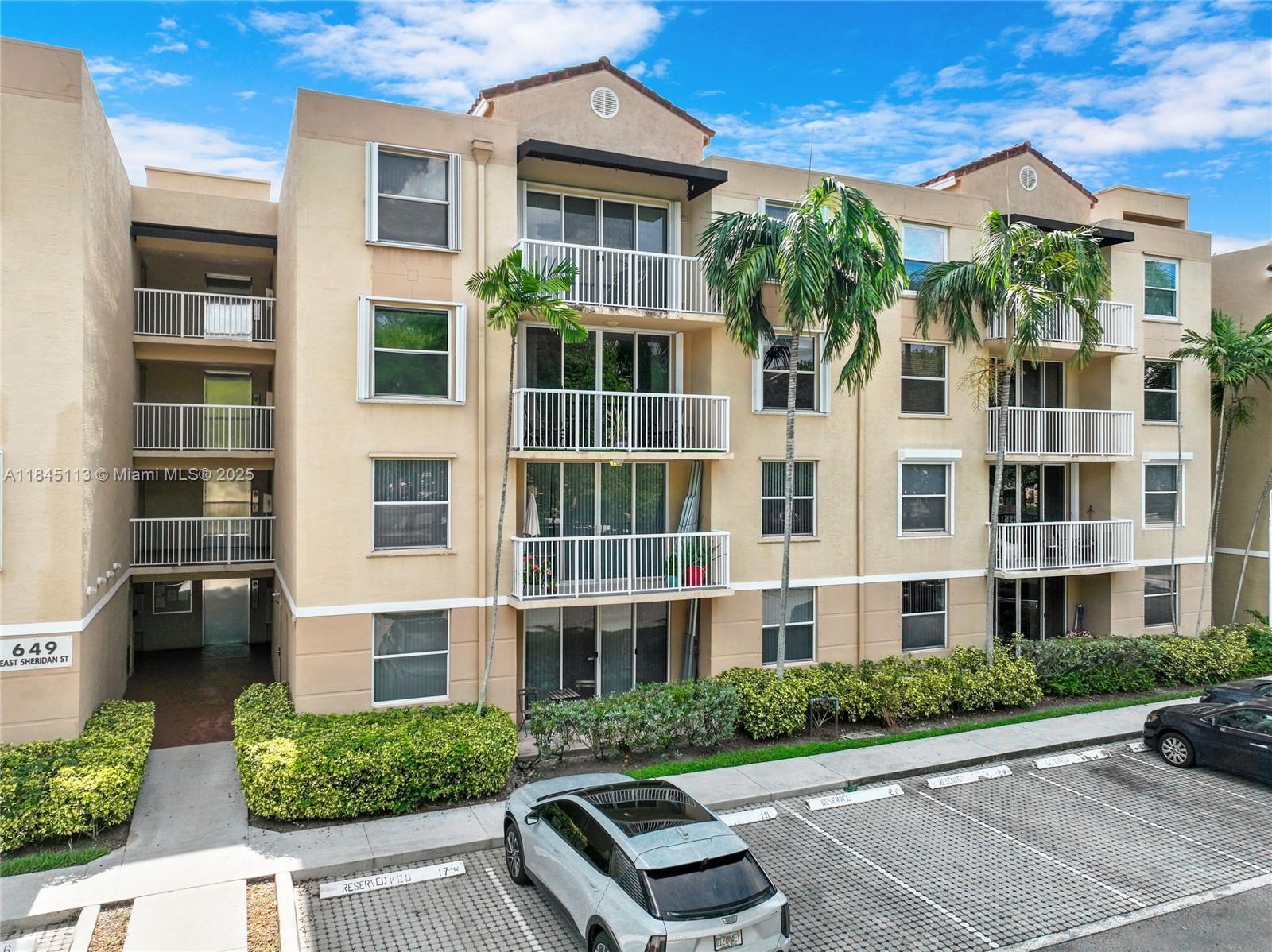 2-Bed, 2-Bath Condo for Rent in Dania Beach!
This 1,030 sq ft condo features a spacious split floor plan with a mix of tile and carpet flooring. Enjoy a renovated kitchen with stainless steel appliances, in-unit washer and dryer, and updated bathrooms. The primary bedroom includes a walk-in closet for added storage. Relax on the large private balcony. Located in a gated community just minutes from the beach!