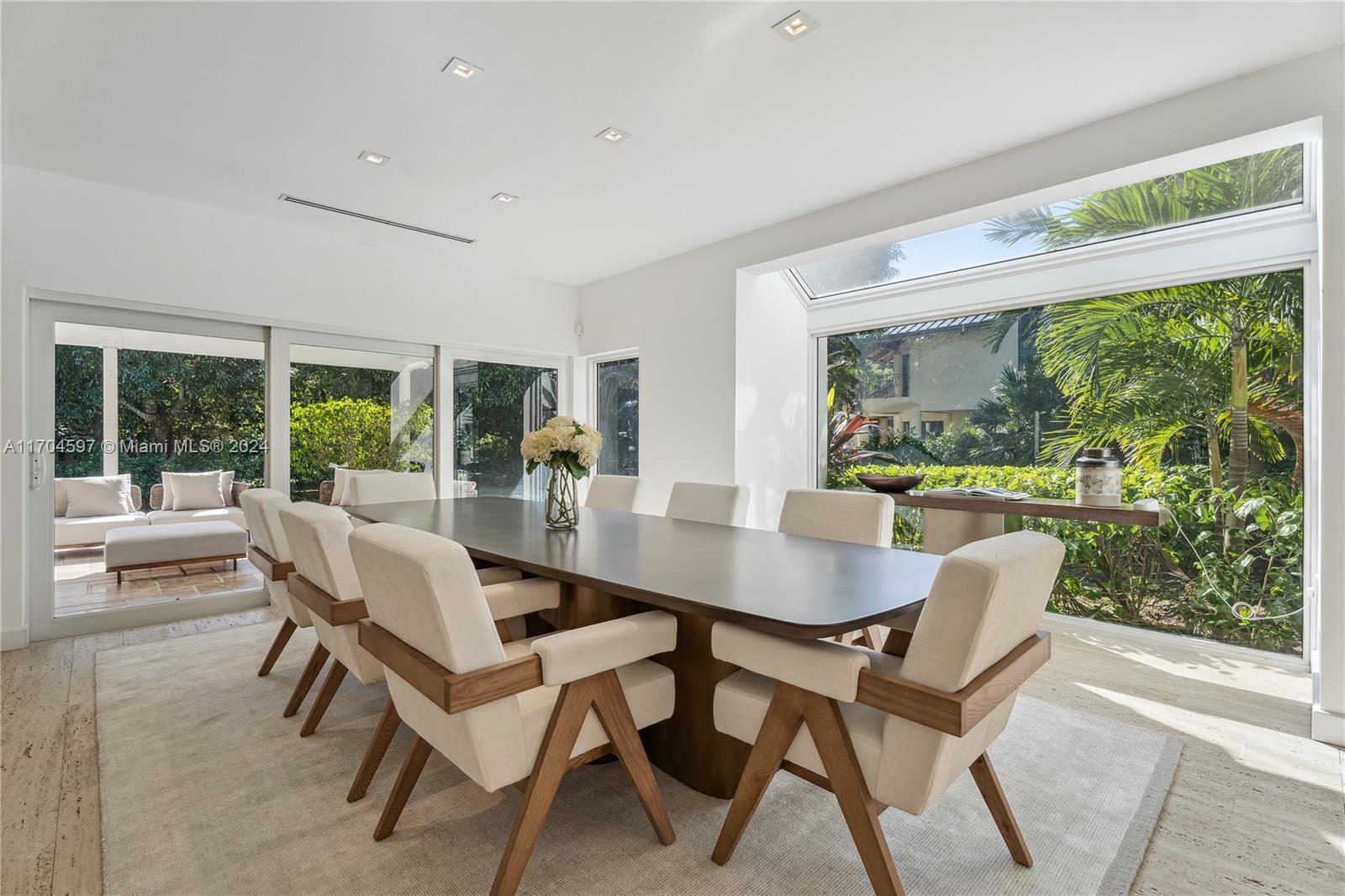 WARWICK GROVE ESTATES - Residential