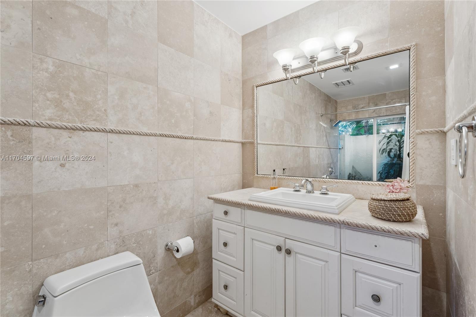 WARWICK GROVE ESTATES - Residential