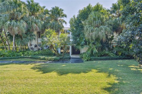 A home in Pinecrest