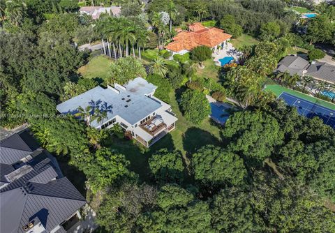 A home in Pinecrest