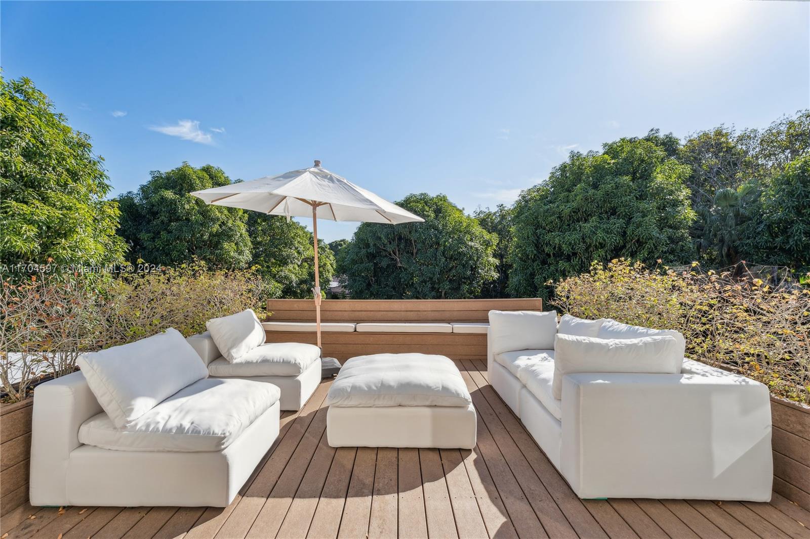 WARWICK GROVE ESTATES - Residential