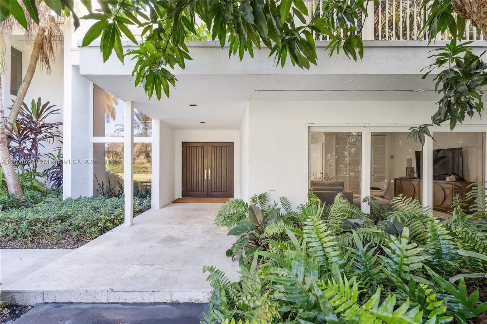 WARWICK GROVE ESTATES - Residential