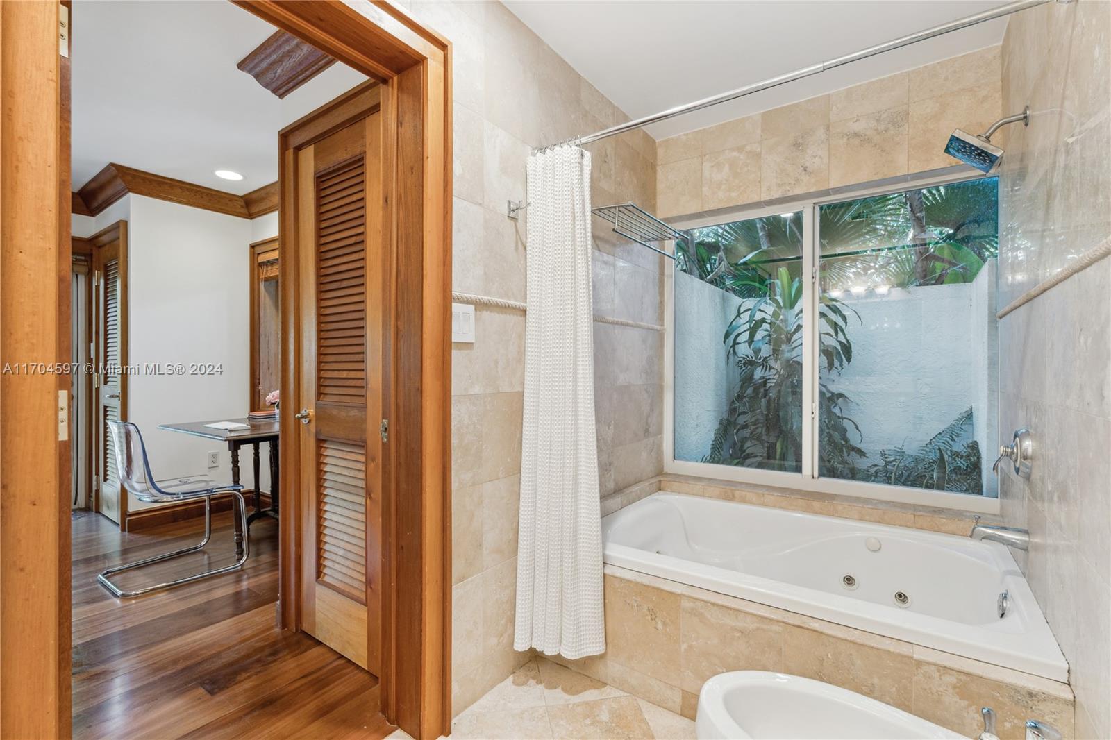 WARWICK GROVE ESTATES - Residential