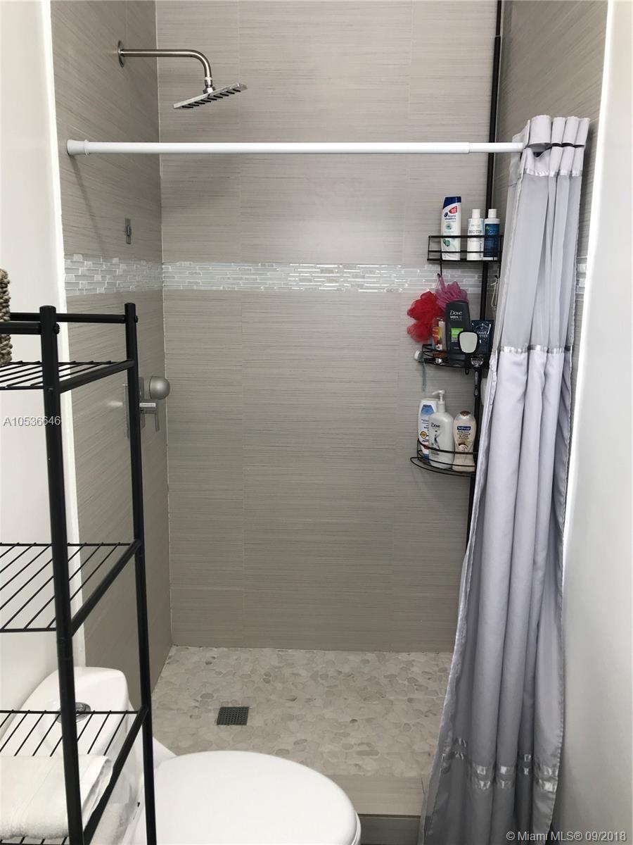 MIRACLE MANOR 5TH ADDN - Residential