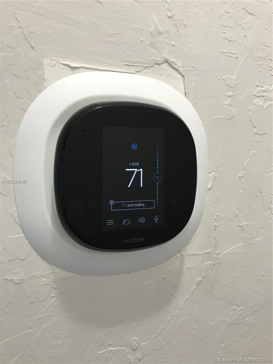 MIRACLE MANOR 5TH ADDN - Residential