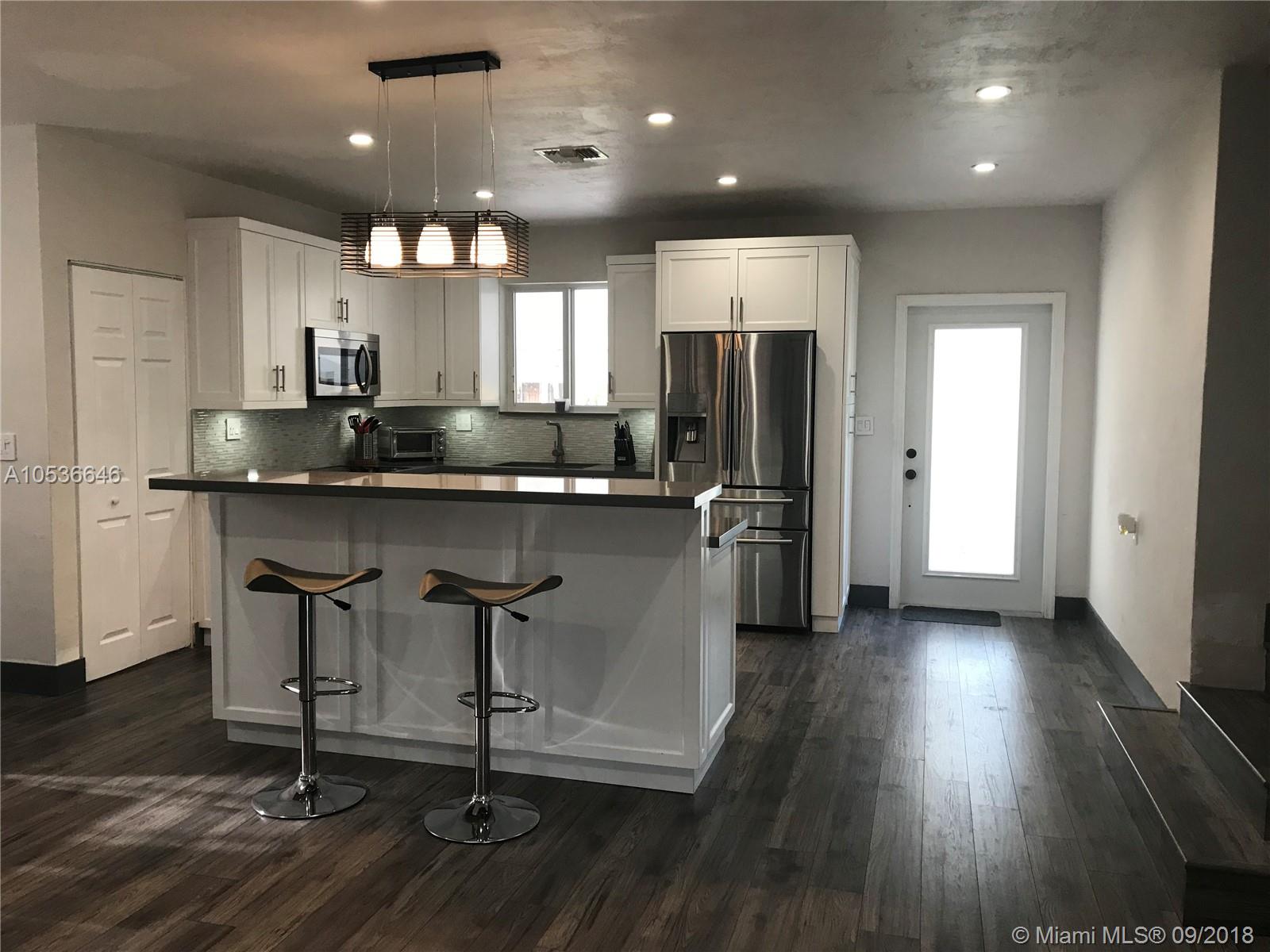 MIRACLE MANOR 5TH ADDN - Residential