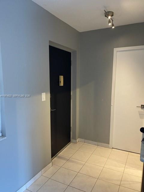 KINGS POINT IMPERIAL COND - Residential Lease