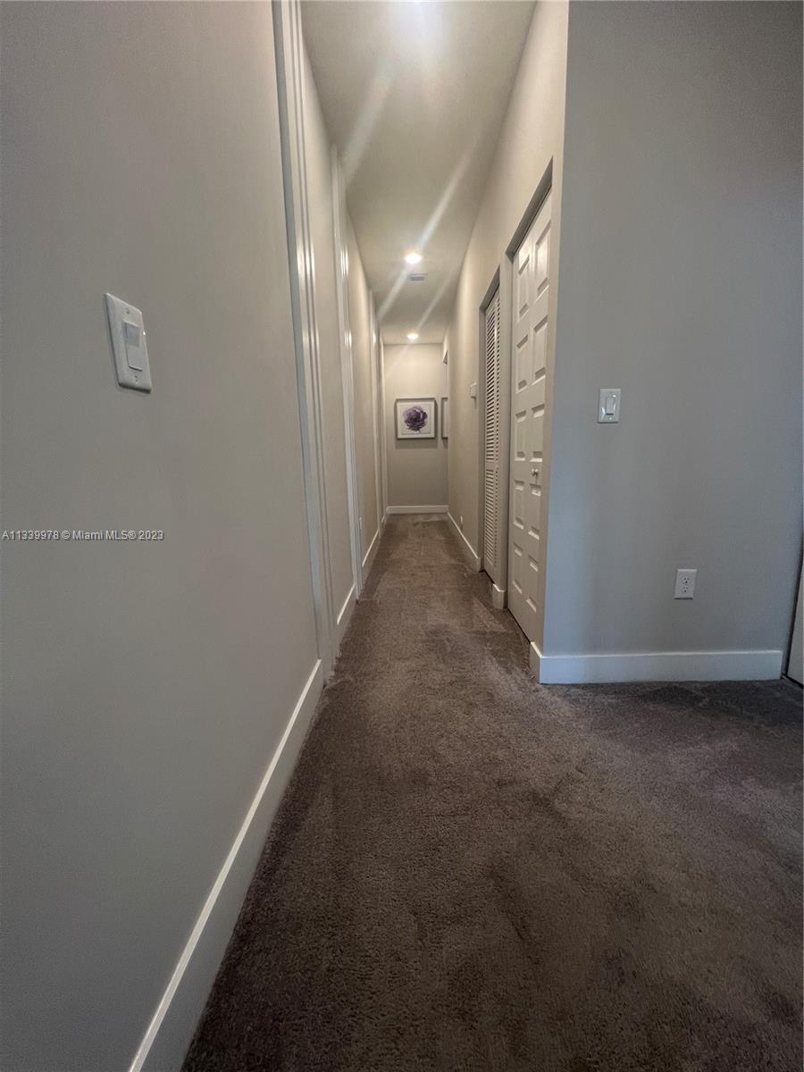 DOWNTOWN DORAL SOUTH PHAS - Residential Lease