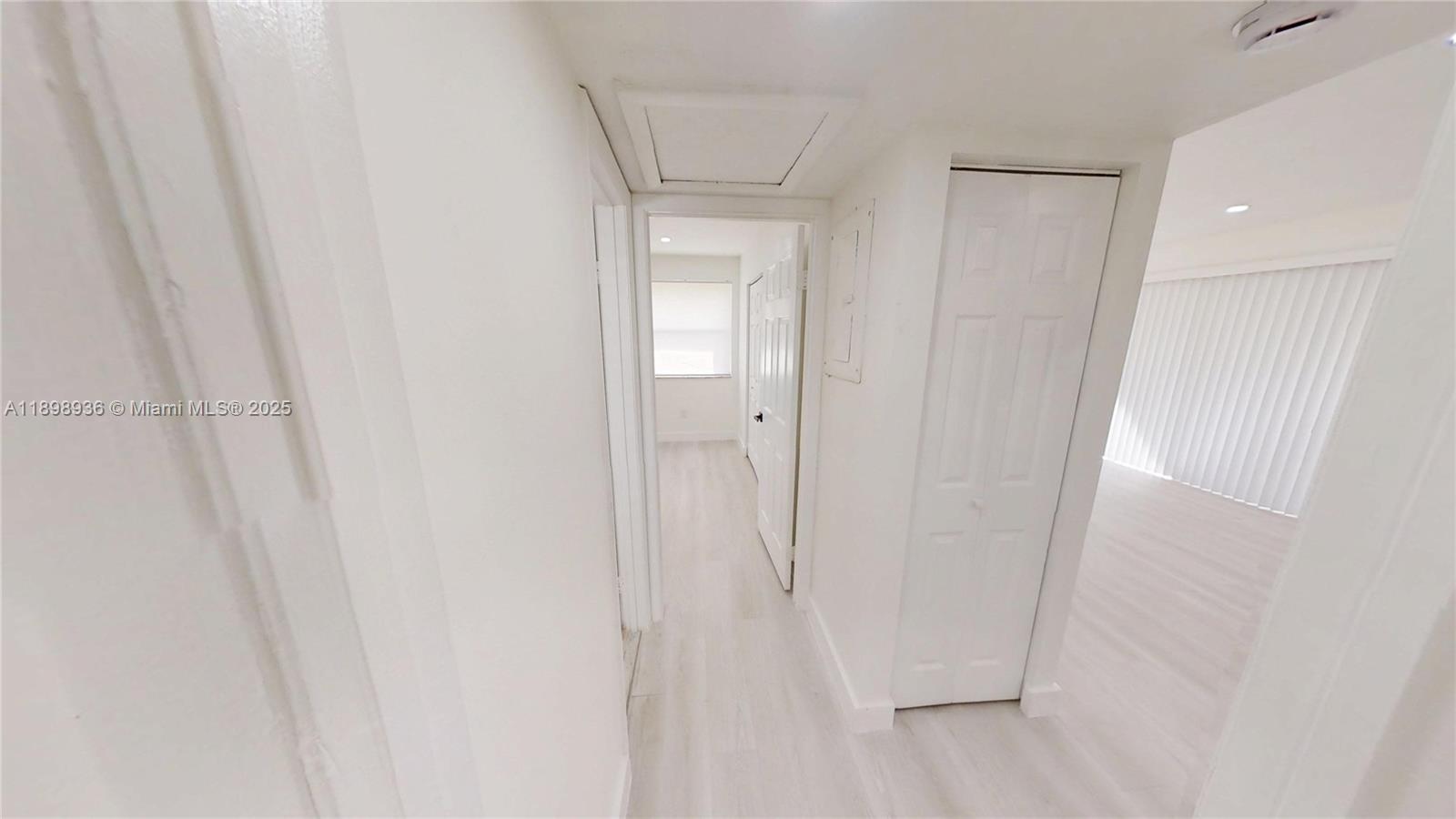 QUATRAINE CONDO III - Residential