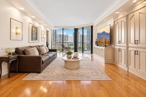 Photo of 20191 E Country Club Dr #1102, Aventura, FL 33180 (MLS # A12095061)