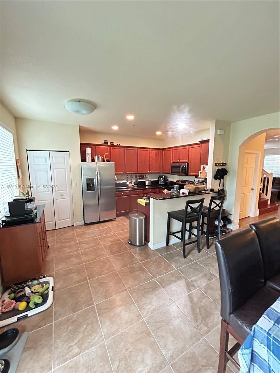 EMERALD CREEK TOWNHOMES - Residential
