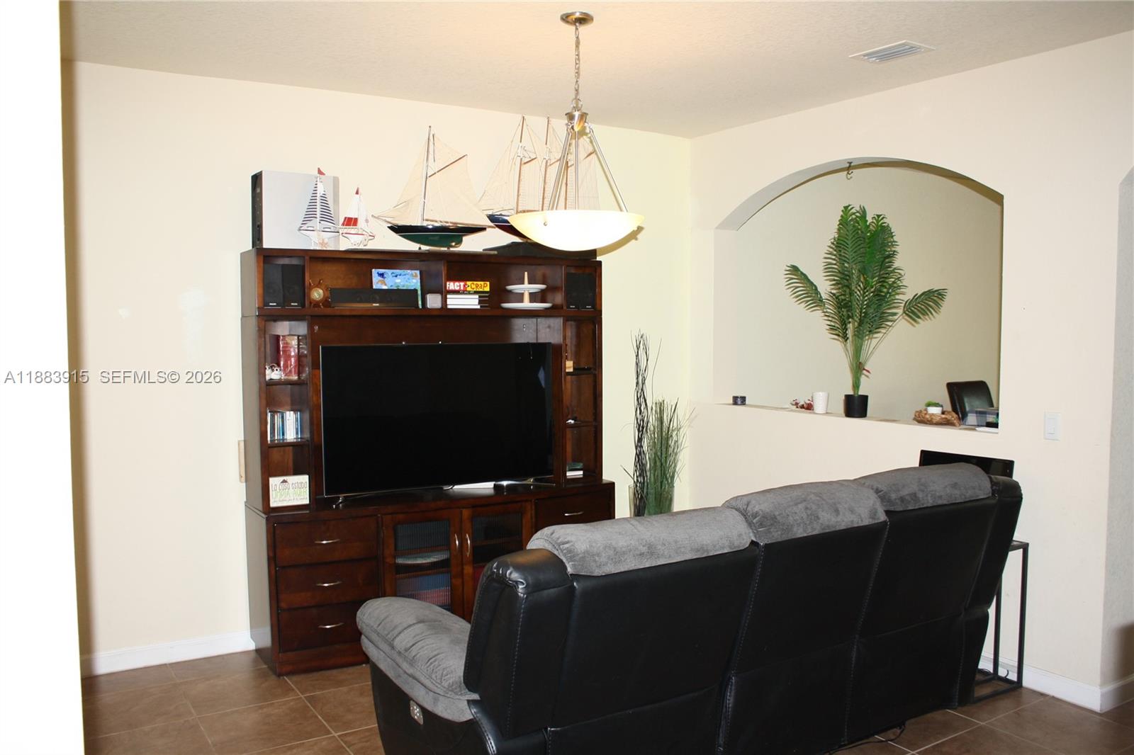 EMERALD CREEK TOWNHOMES - Residential