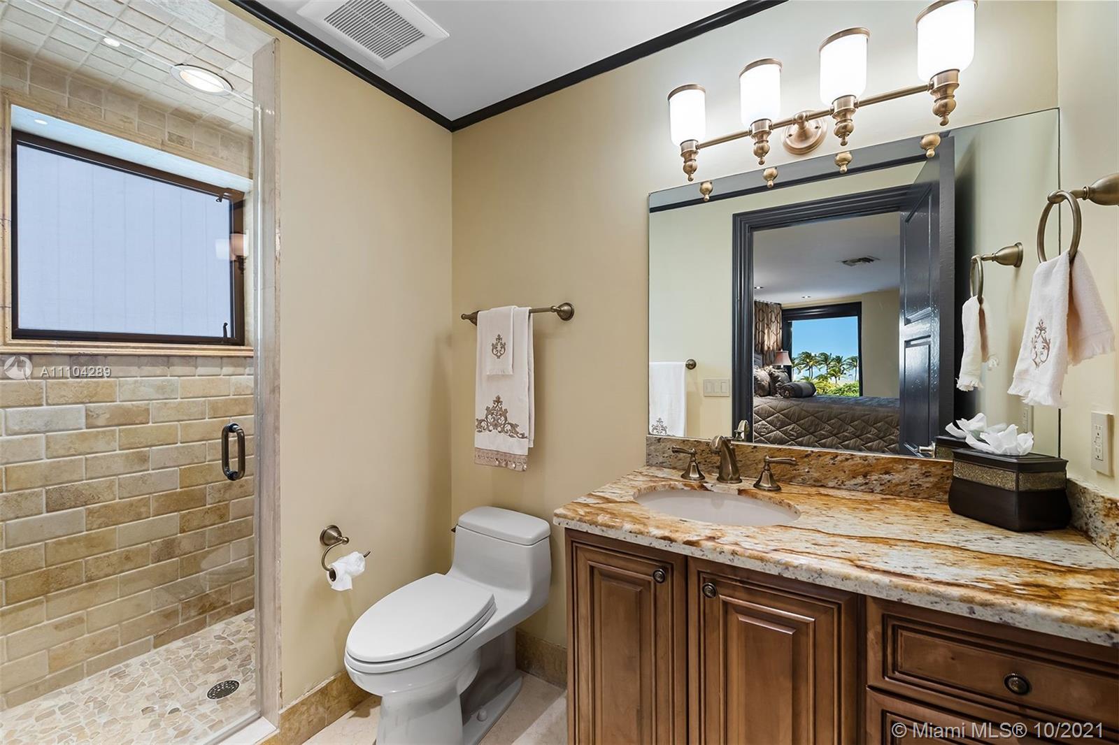 HILLSBORO SHORES SEC A - Residential