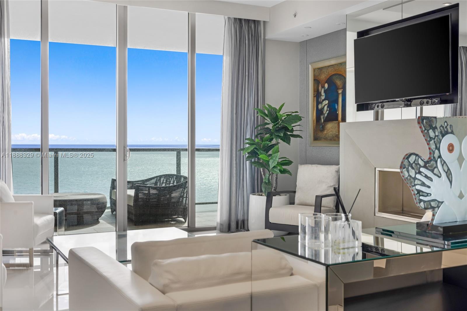 ST REGIS BAL HRBOUR - Residential