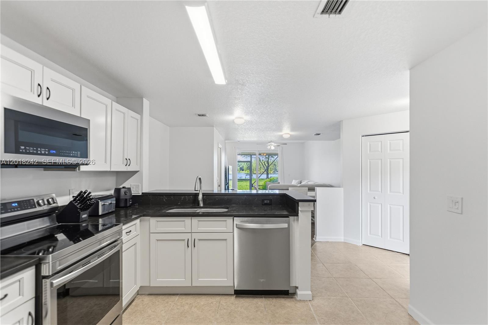 CRYSTAL LAKE 2ND SEC - Residential