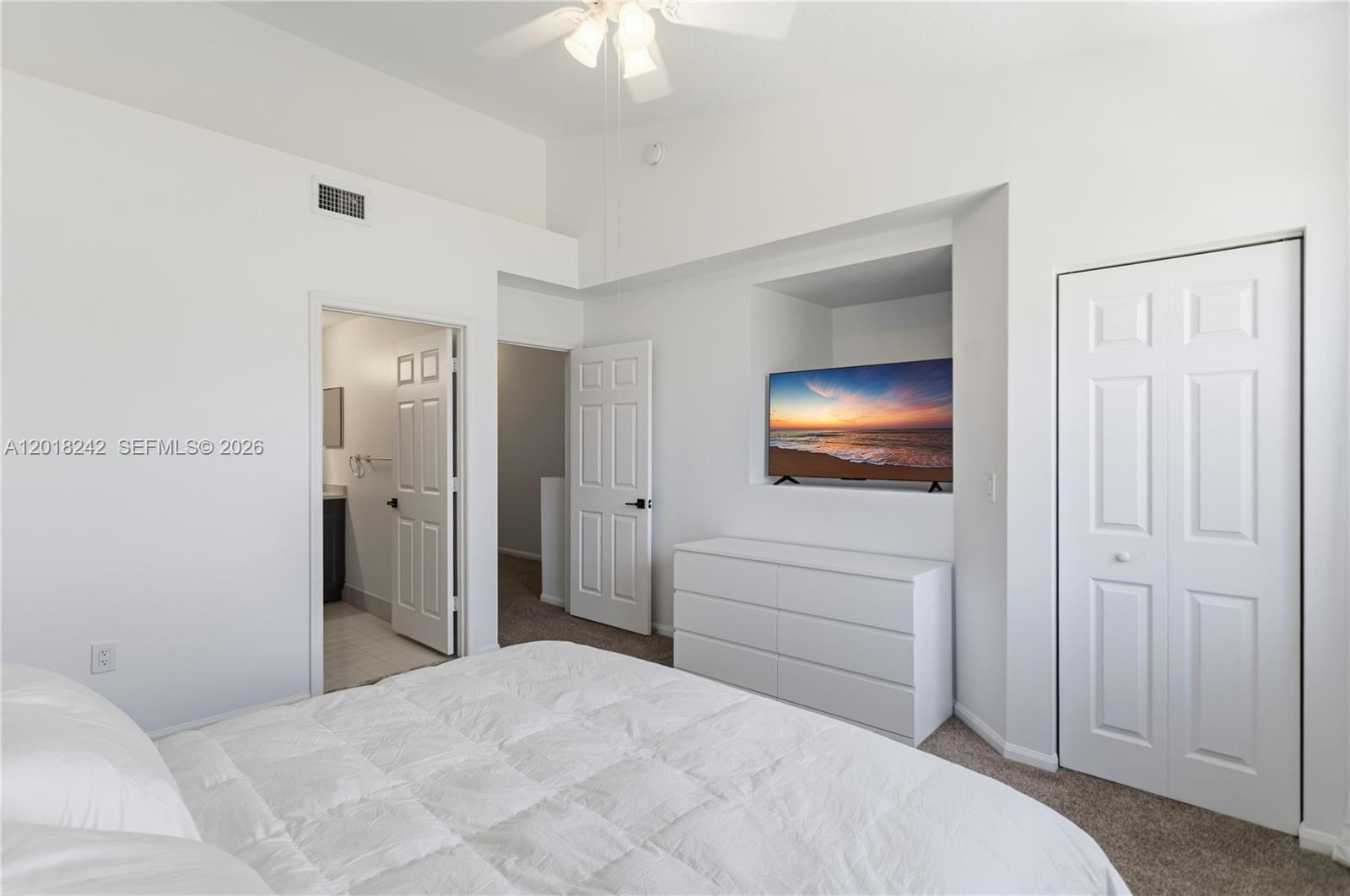 CRYSTAL LAKE 2ND SEC - Residential