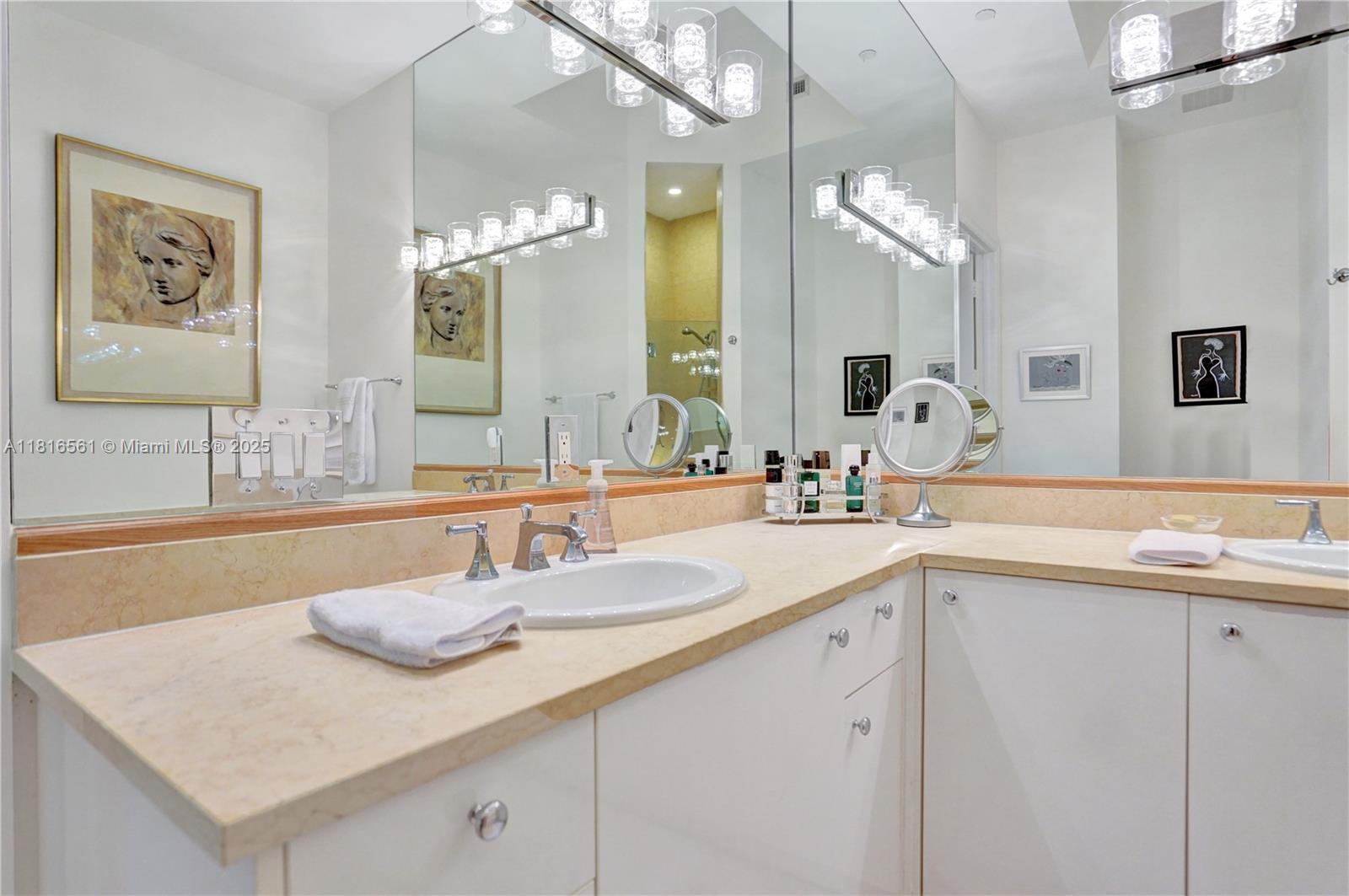 TURNBERRY VILLAGE - Residential