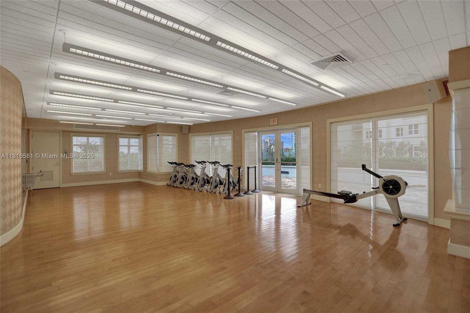 TURNBERRY VILLAGE - Residential