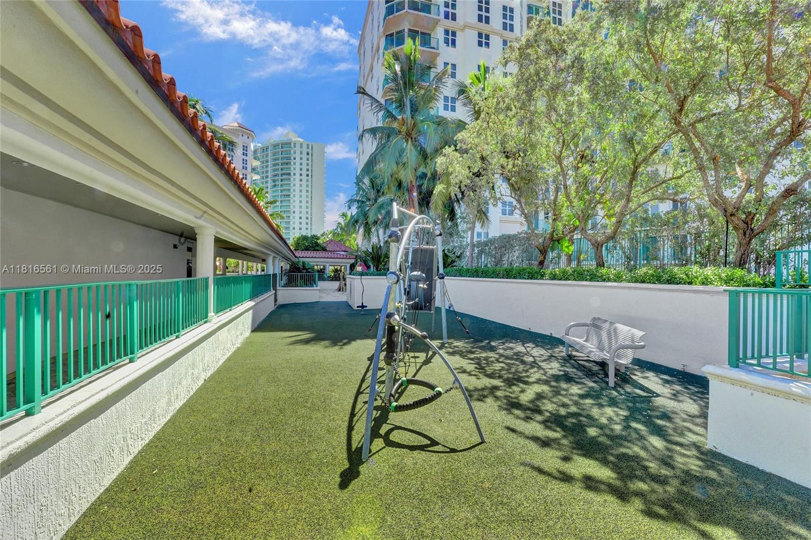 TURNBERRY VILLAGE - Residential