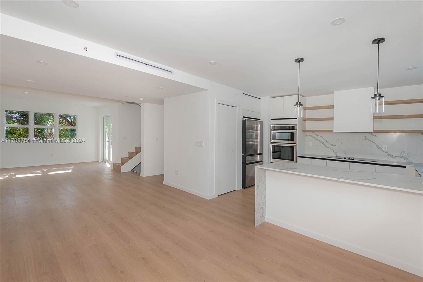 EVERGLADE LAND SALES CO - Residential