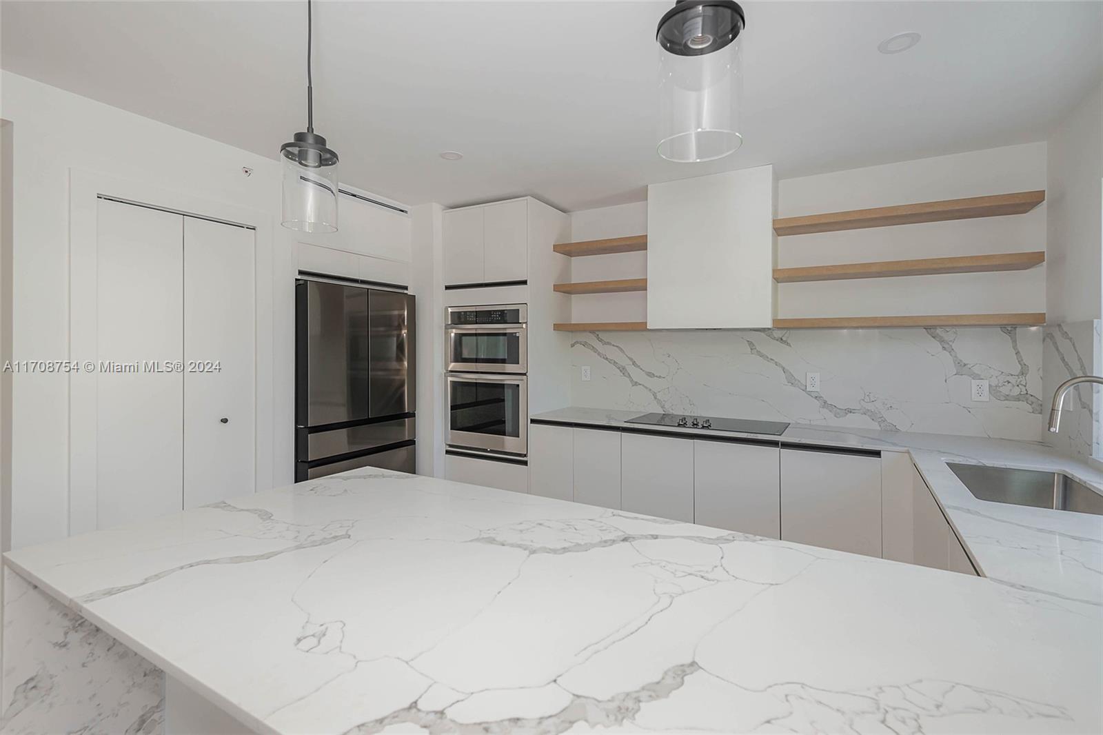 EVERGLADE LAND SALES CO - Residential