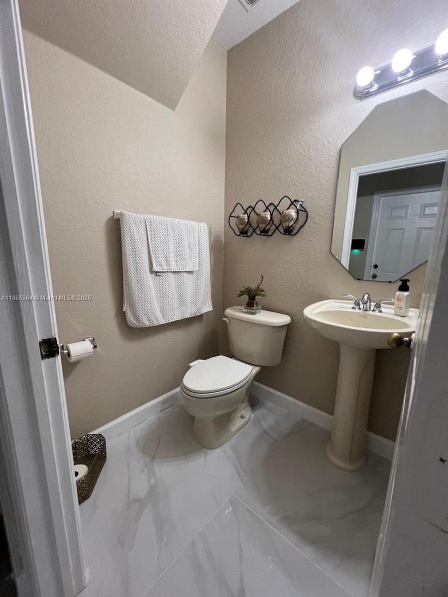 FERNANDOS PLACE - Residential