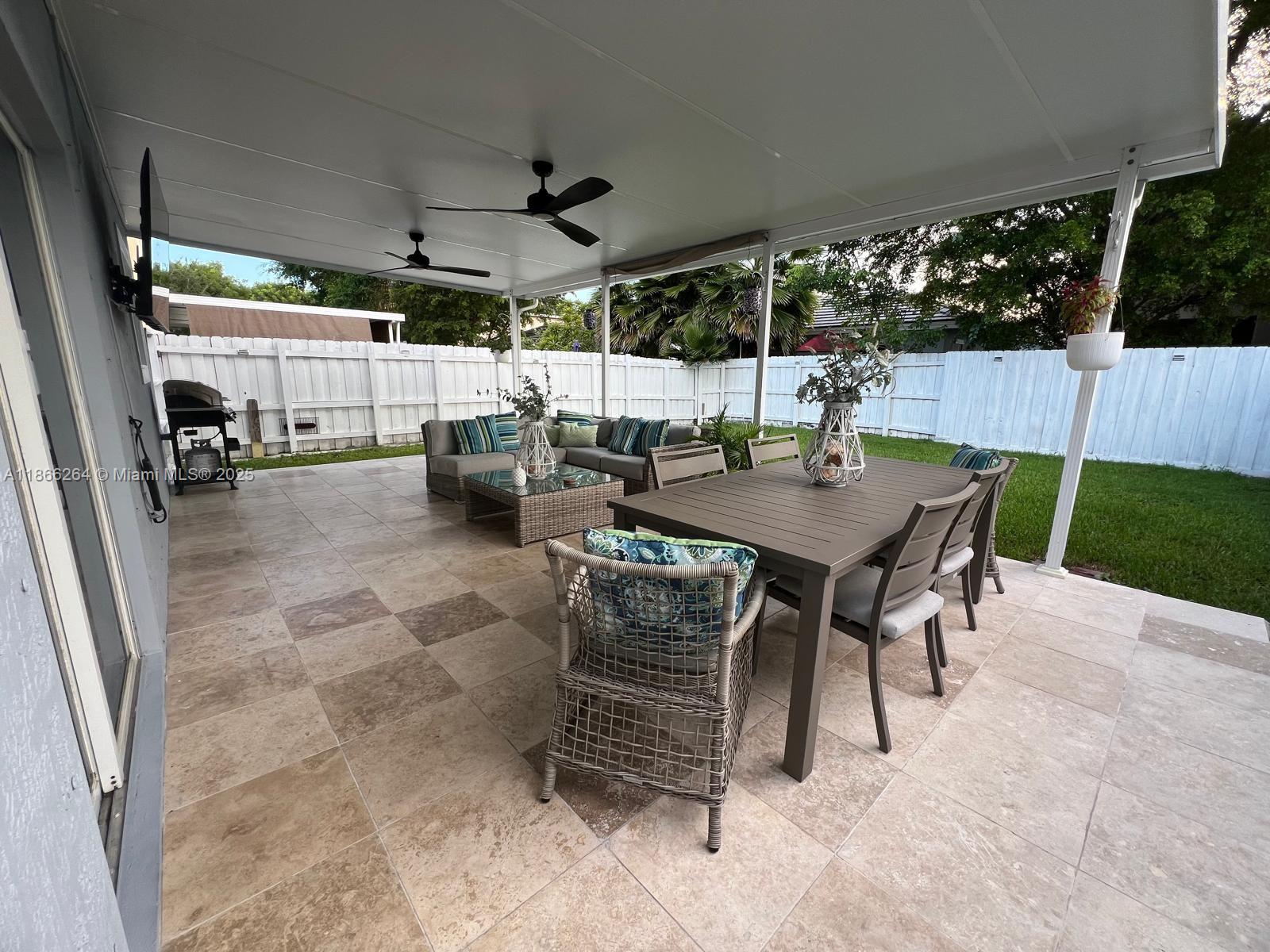 FERNANDOS PLACE - Residential