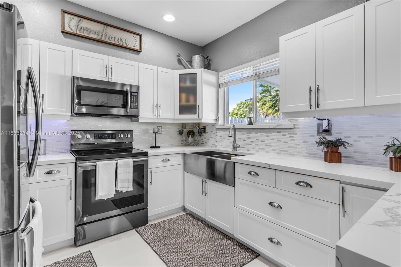 FERNANDOS PLACE - Residential