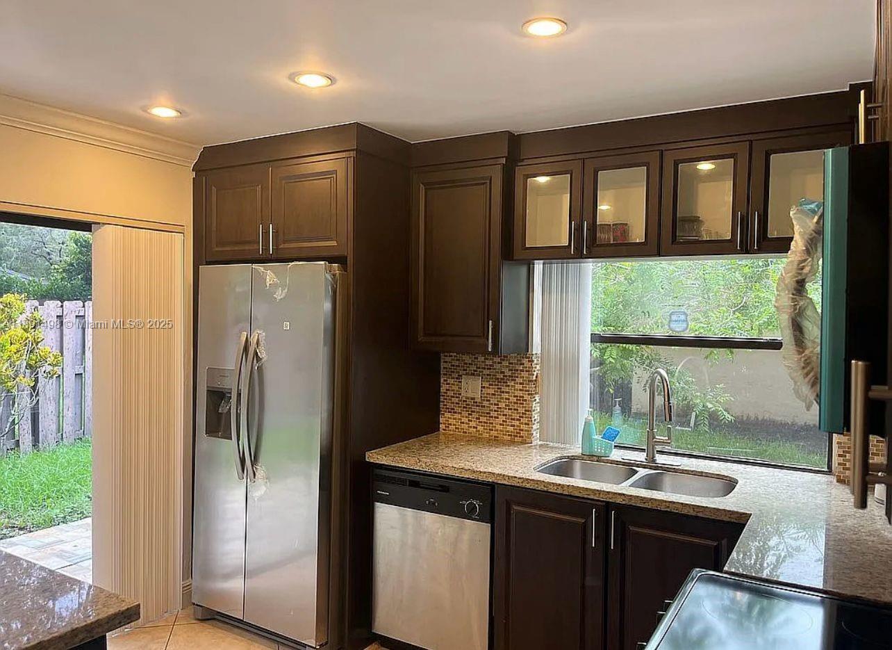 CROSSINGS SEC 6 THE - Residential