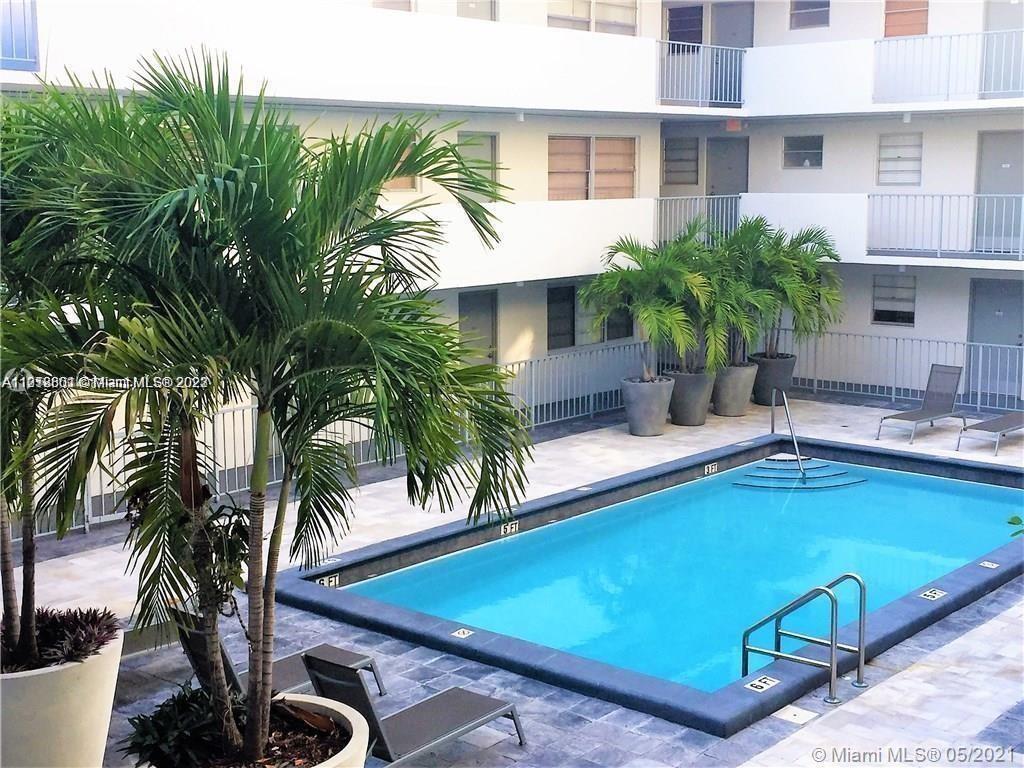 Photo 2 of 3 of 1610 Lenox Ave 305 condo