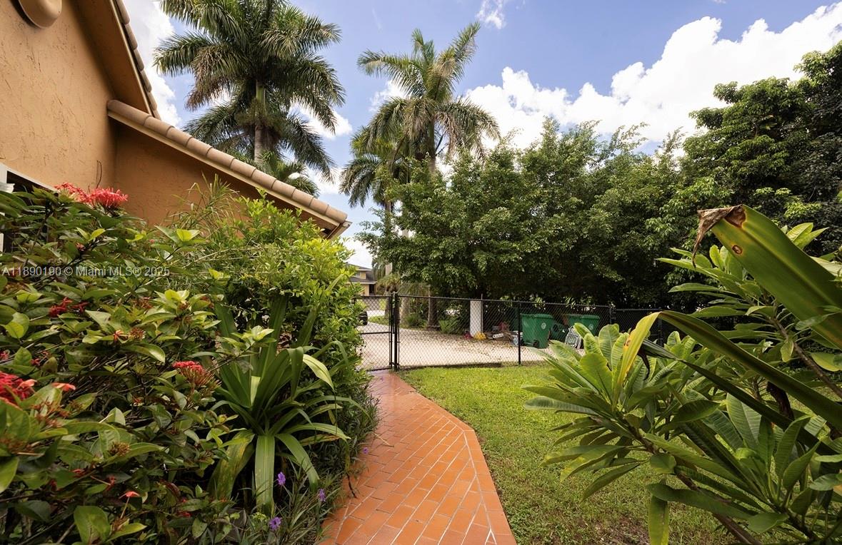 FLA FRUIT LANDS CO SUB NO - Residential