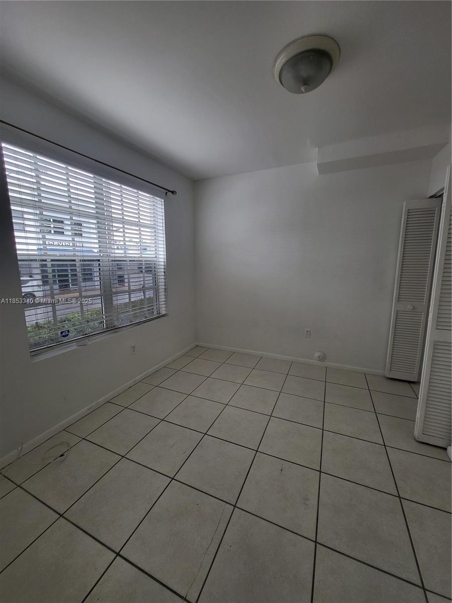 605 Euclid Ave 106