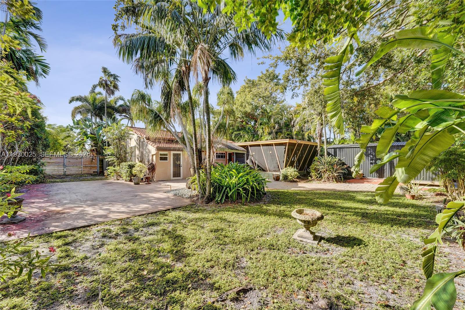 OAK RIDGE PARK AMEN PLAT - Residential Lease