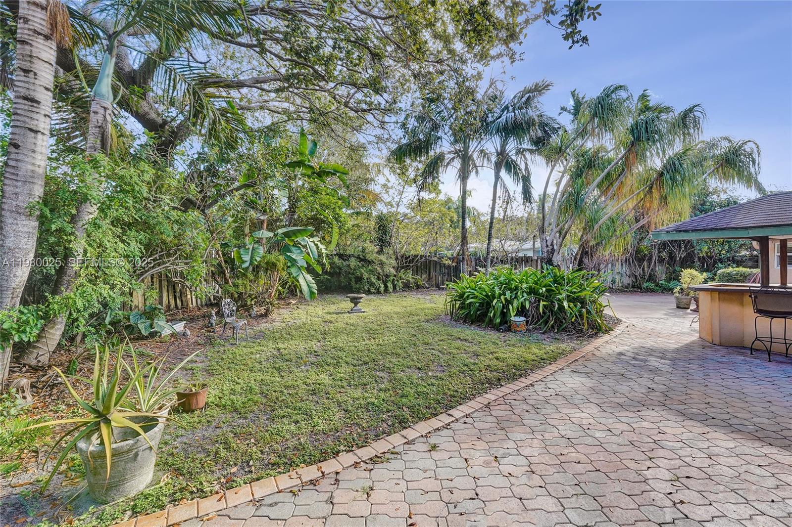 OAK RIDGE PARK AMEN PLAT - Residential Lease