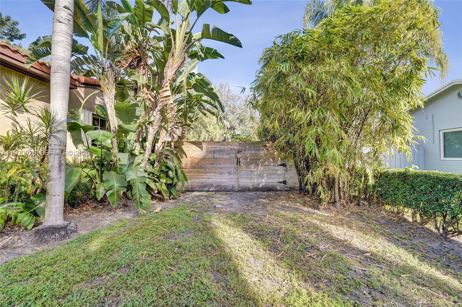 OAK RIDGE PARK AMEN PLAT - Residential Lease