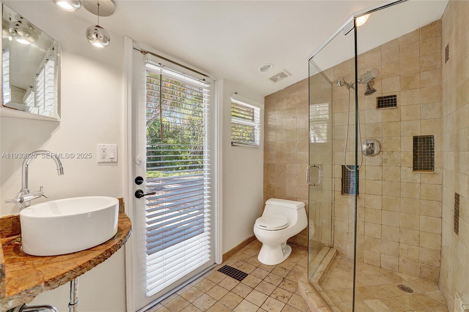 OAK RIDGE PARK AMEN PLAT - Residential Lease