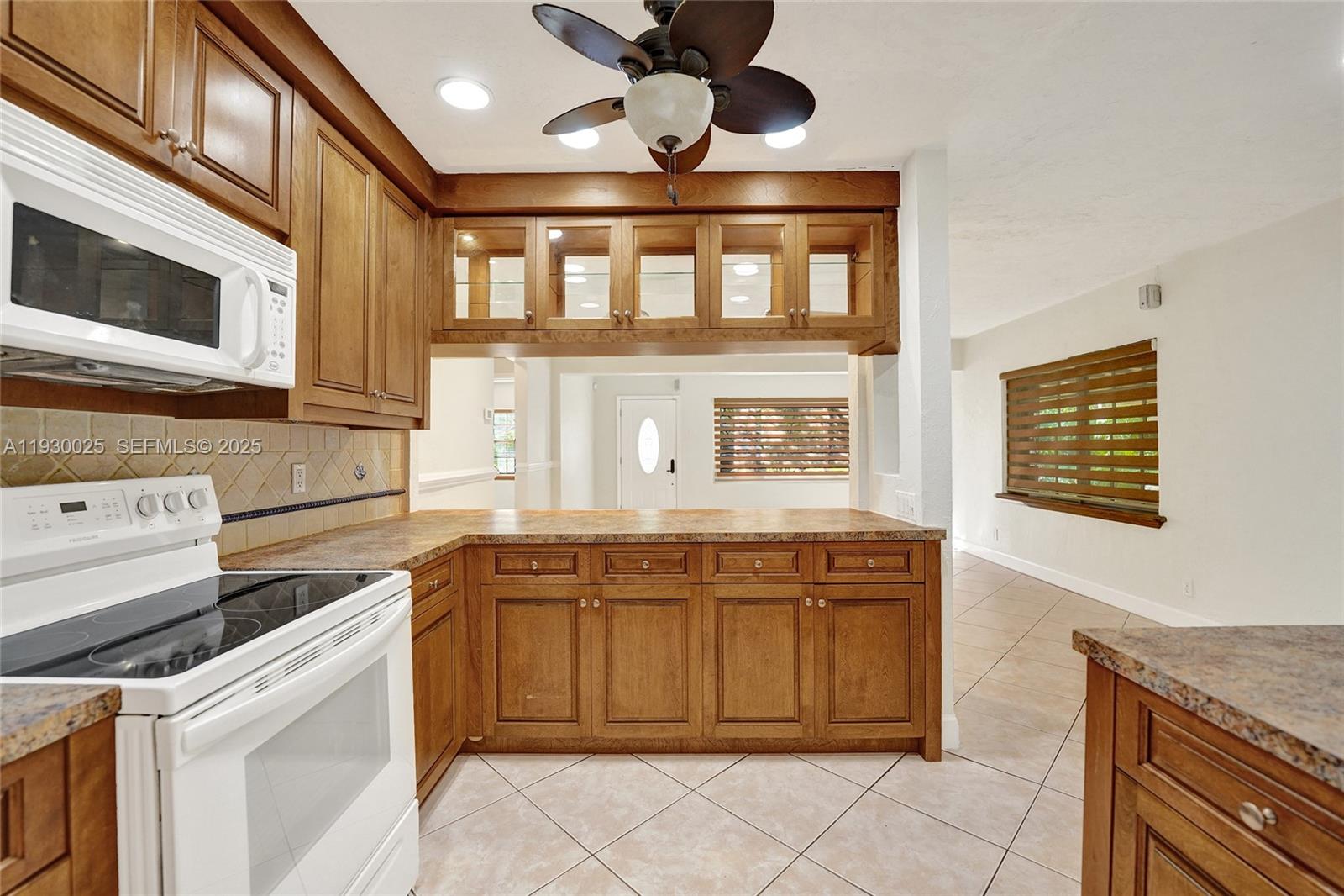 OAK RIDGE PARK AMEN PLAT - Residential Lease