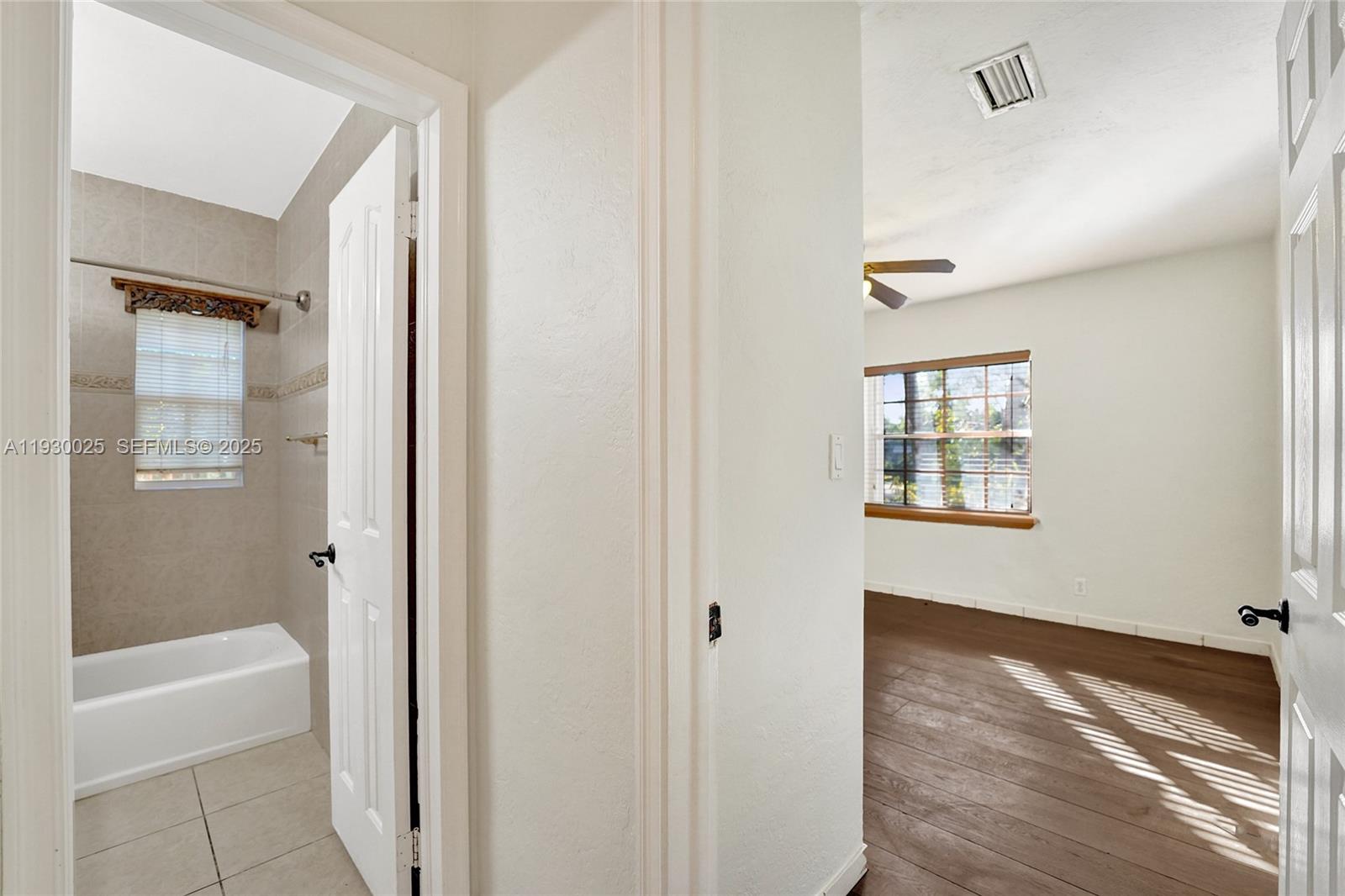 OAK RIDGE PARK AMEN PLAT - Residential Lease