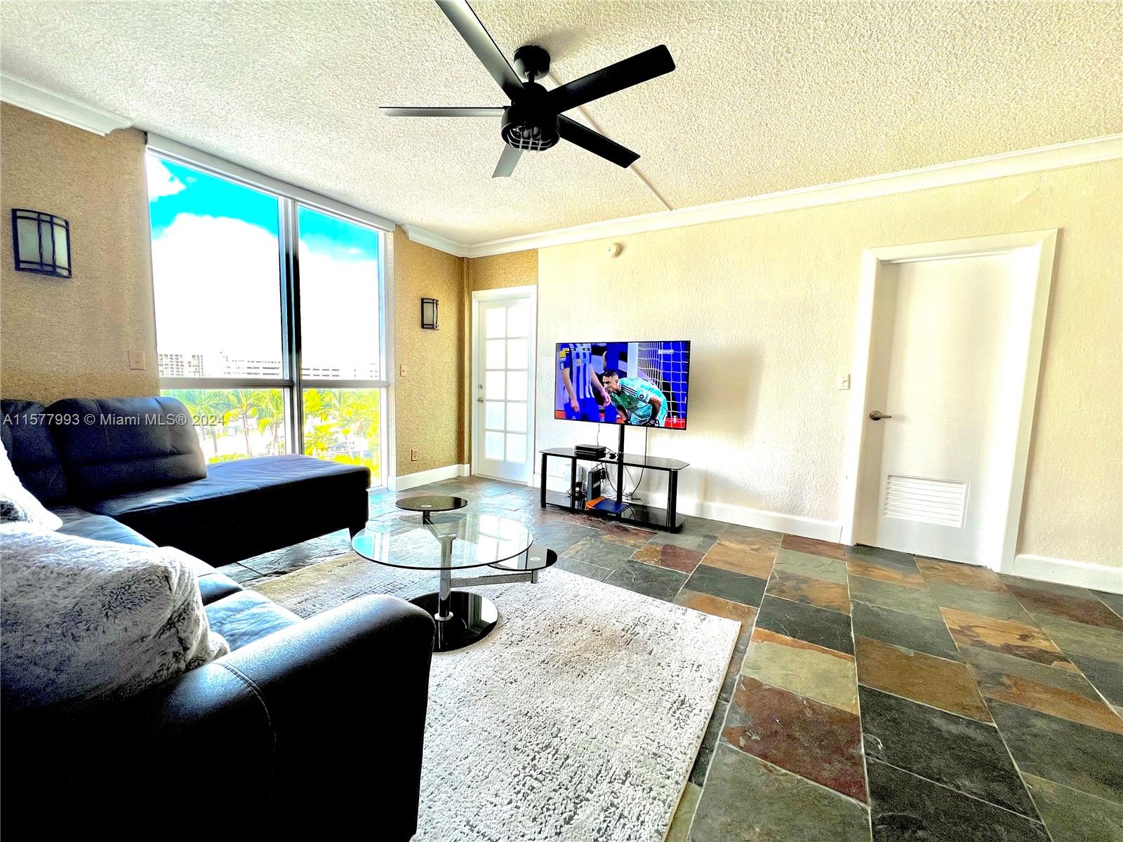 TIDES ON HOLLYWOOD BEACH - Residential